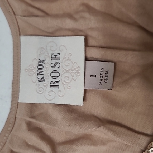 Knox Rose Beige Blouse with Sequin Paisley Design on the Front size 1 (Medium) - Picture 3 of 8